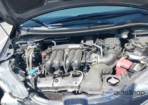 2015 Honda Fit Lx z USA, uszkodzony, nr VIN 3HGGK5H52FM706142